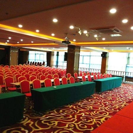 Greentree Inn Huzhou South Street Chaoyin Bridge Business Hotel Εξωτερικό φωτογραφία
